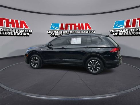 Used 2022 Volkswagen Tiguan S FWD image 5
