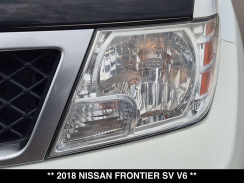 Used 2018 Nissan Frontier PRO-4X AWD/4WD image 16