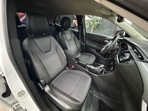 Used 2020 Buick Encore GX Select w/ Sport Touring Package FWD image 22