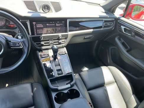 Used 2023 Porsche Macan AWD/4WD image 13