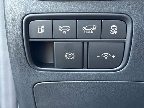 New 2026 Hyundai Ioniq 9 SEL image 17