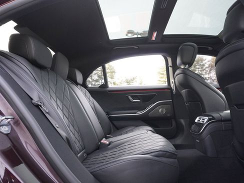 Used 2021 Mercedes-Benz S 580 S 580 image 42