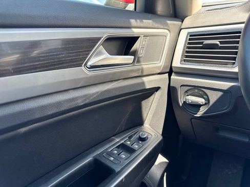 Used 2019 Volkswagen Atlas SEL AWD/4WD image 19
