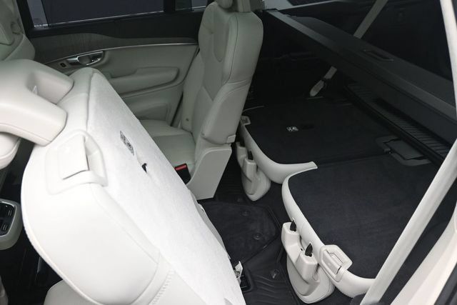 Certified 2023 Volvo XC90 B6 Ultimate w/ Protection Package Premier AWD/4WD image 26