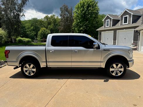 Used 2016 Ford F150 Platinum w/ Equipment Group 701A Luxury AWD/4WD image 7