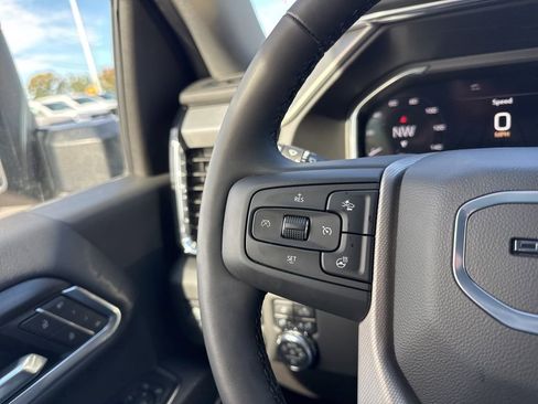 Used 2025 GMC Sierra 2500 Denali image 15