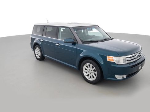 Used 2011 Ford Flex SEL w/ Rapid Spec Order Code image 3