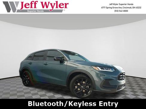 Used 2025 Honda HR-V Sport image 1