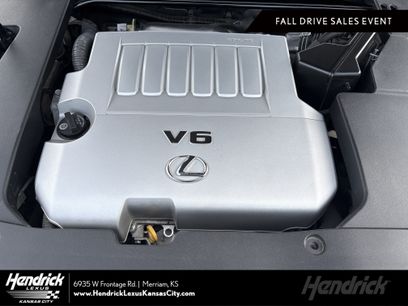 Used 2011 Lexus ES 350 w/ Preferred Accessory Package