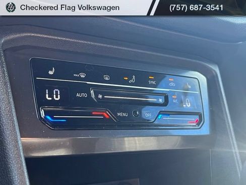 Used 2022 Volkswagen Tiguan SE R-Line FWD image 38