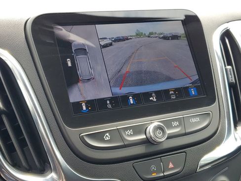 Certified 2024 Chevrolet Equinox LT AWD/4WD image 17