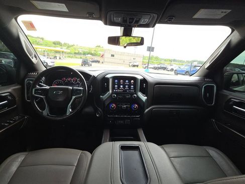 Used 2019 Chevrolet Silverado 1500 RST AWD/4WD image 32