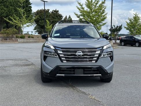 New 2025 Nissan Rogue Platinum w/ Platinum Premium Package image 2