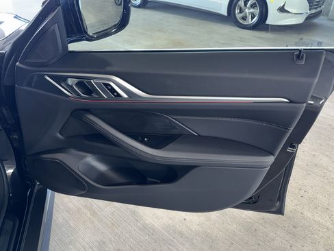 Certified 2025 BMW i4 eDrive40 image 9