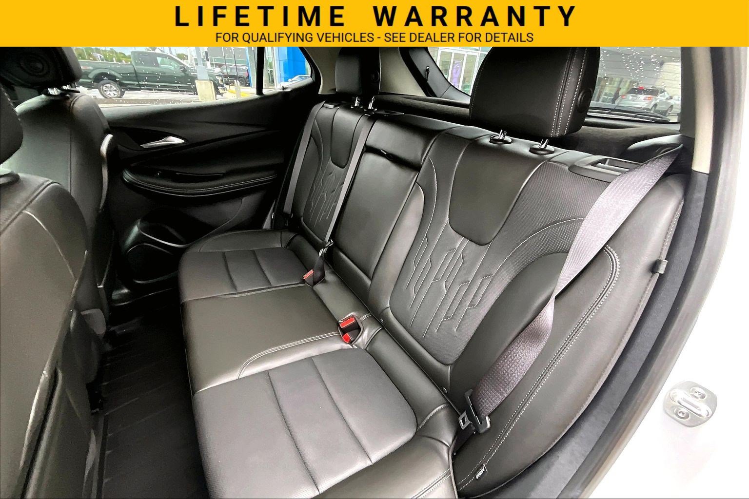 Used 2025 Buick Encore GX Avenir w/ Avenir Technology Package FWD image 22
