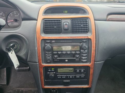 Used 2001 Toyota Solara SLE image 14