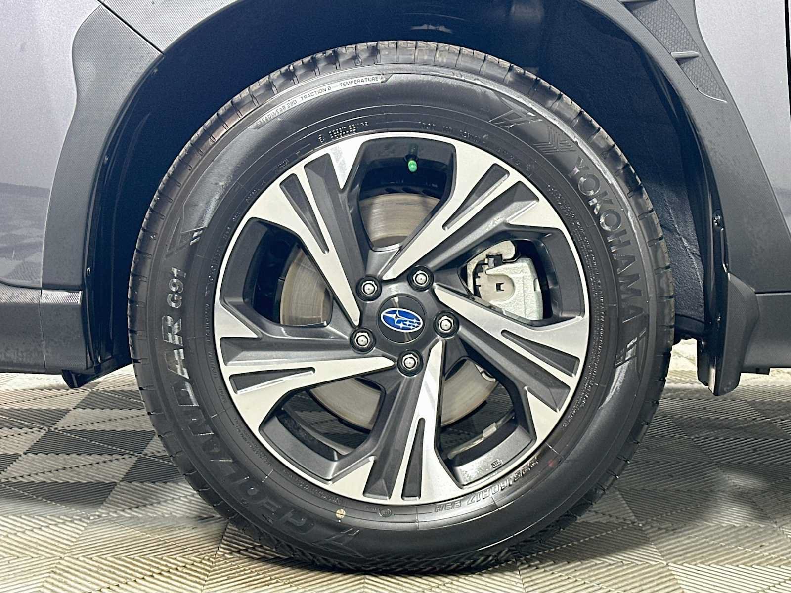 Certified 2026 Subaru Crosstrek 2.5i Premium AWD/4WD image 28