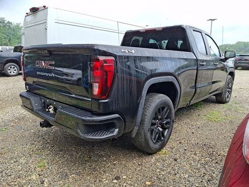 Used 2023 GMC Sierra 1500 Pro w/ Graphite Edition AWD/4WD image 6