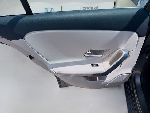 Used 2020 Mercedes-Benz A 220 4MATIC image 25