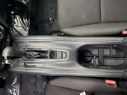 Used 2022 Honda HR-V LX image 29