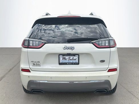 Used 2019 Jeep Cherokee Overland w/ Technology Group AWD/4WD image 5
