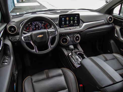 Used 2023 Chevrolet Blazer Premier FWD image 26