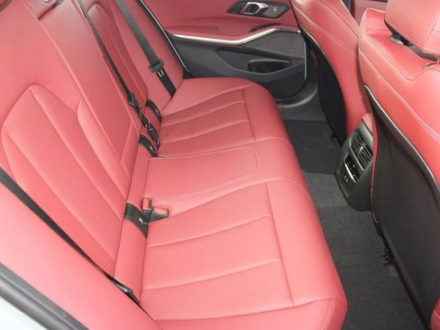 New 2026 BMW 330i Sedan w/ M Sport Package image 32