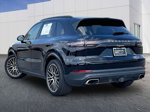 Certified 2023 Porsche Cayenne AWD/4WD image 3