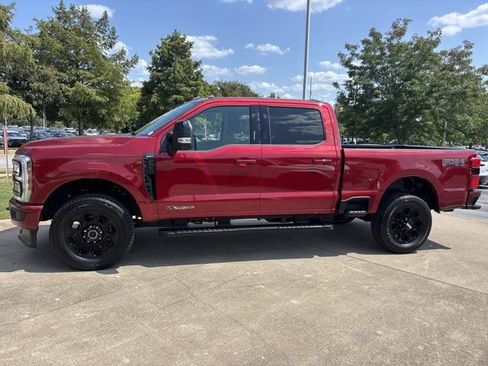 Used 2026 Ford F250 Lariat w/ Black Appearance Package AWD/4WD image 8
