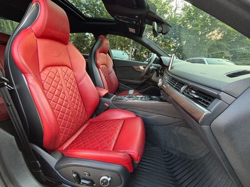 Used 2019 Audi S4 Premium Plus w/ Premium Plus Package AWD/4WD image 25