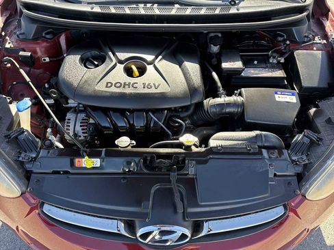 Used 2012 Hyundai Elantra Limited w/ Technology Pkg 5 image 17