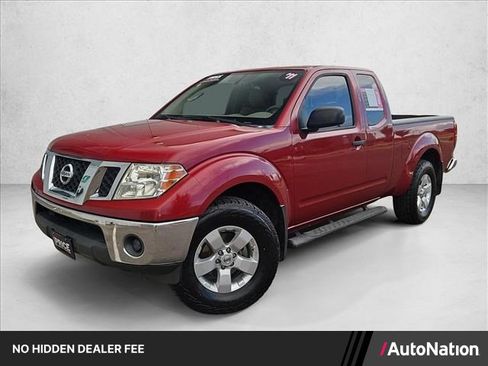 Used 2011 Nissan Frontier SV AWD/4WD image 1