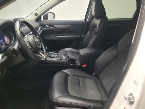 Used 2019 MAZDA CX-5 Touring image 17