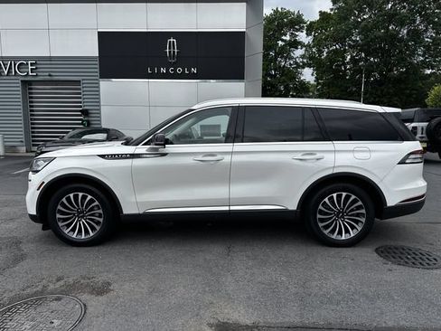 Certified 2023 Lincoln Aviator AWD w/ Premium Package image 8