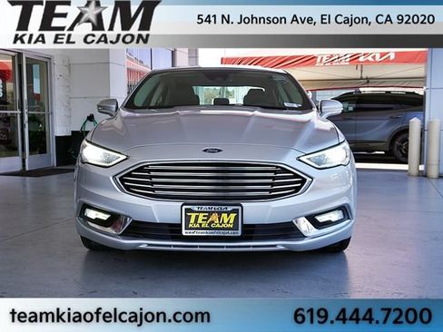 Used 2018 Ford Fusion Titanium FWD image 4