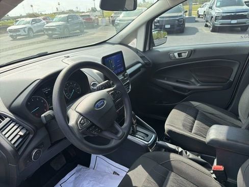 Used 2021 Ford EcoSport SE w/ SE Convenience Package image 6
