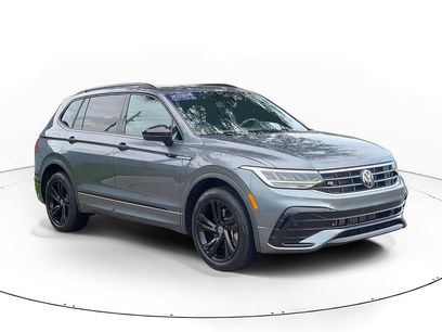Certified 2023 Volkswagen Tiguan SE R-Line