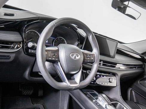 Used 2025 INFINITI QX60 Pure image 19