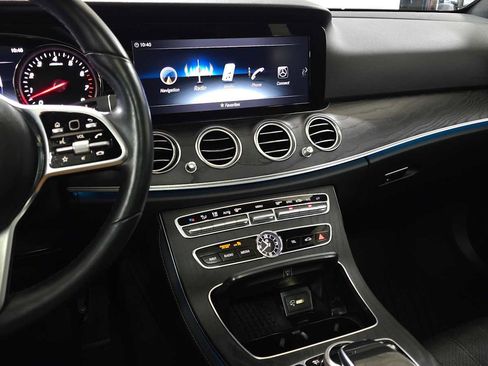 Used 2019 Mercedes-Benz E 450 E 450 image 34