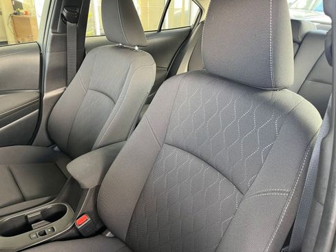 Used 2025 Toyota Corolla LE image 36