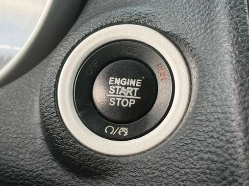 Used 2019 Dodge Journey SE w/ Connectivity Group image 24