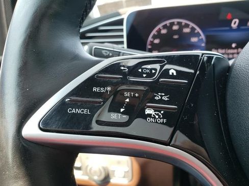 Certified 2024 Mercedes-Benz GLS 450 4MATIC image 21