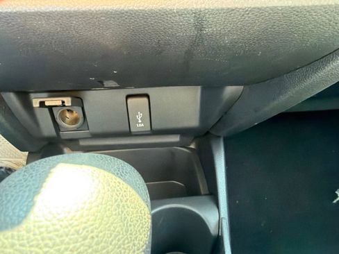 Used 2019 Honda Fit LX image 20
