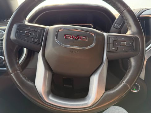 Used 2021 GMC Sierra 1500 SLT w/ SLT Premium Plus Package AWD/4WD image 14