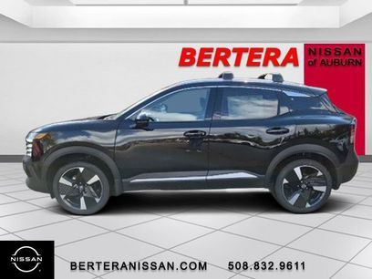 New 2026 Nissan Kicks SR w/ Cold Weather Package