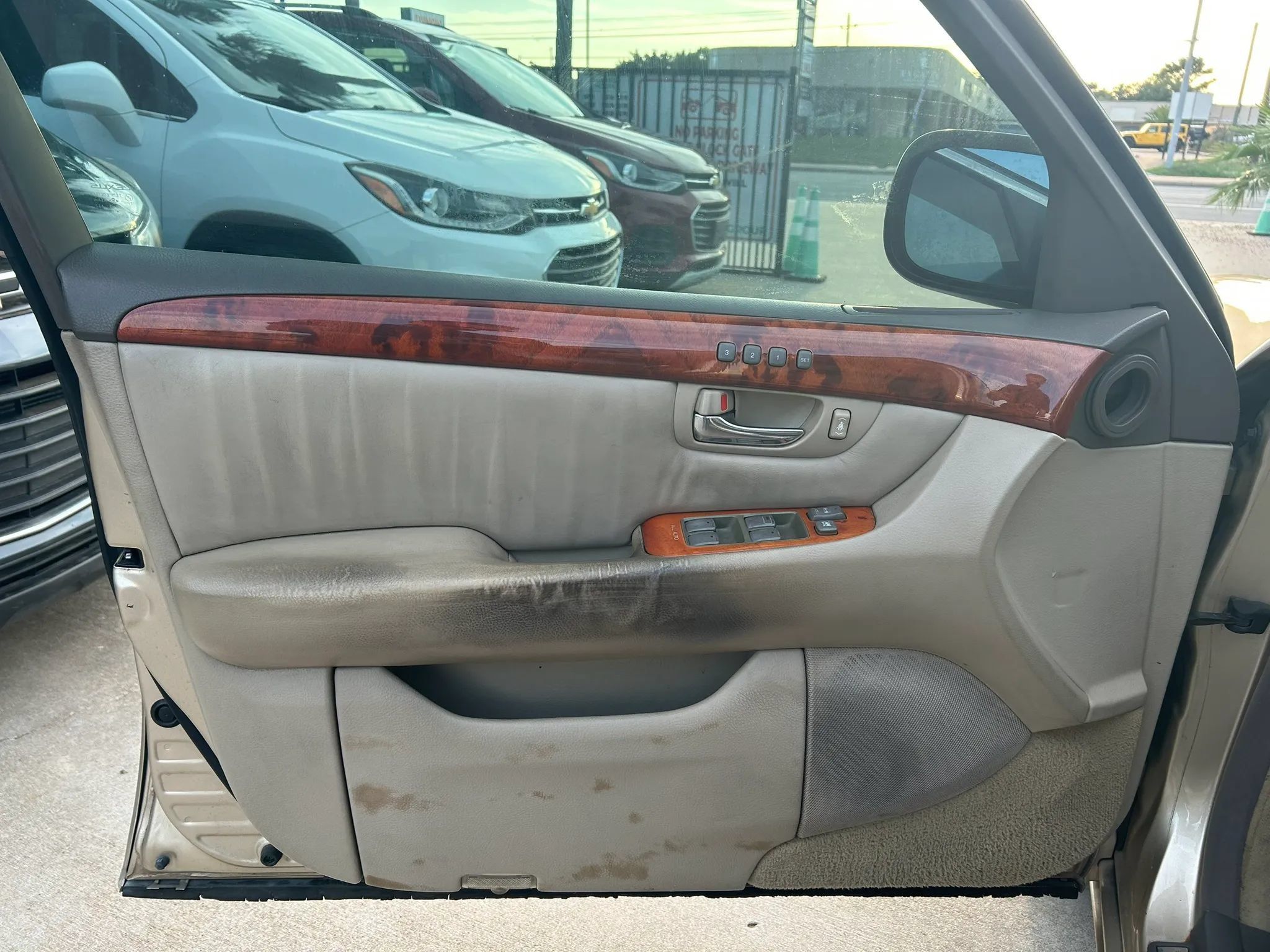 Used 2003 Lexus LS 430 RWD image 11