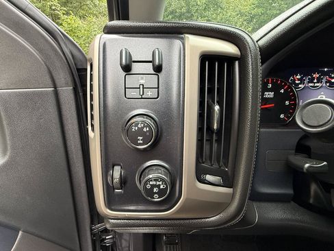 Used 2016 GMC Sierra 2500 Denali AWD/4WD image 14