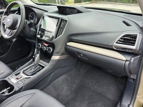 Used 2022 Subaru Forester Limited image 17