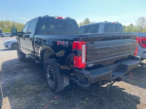 Used 2026 Ford F250 Platinum AWD/4WD image 4