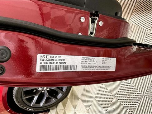 Used 2020 Dodge Charger R/T w/ Blacktop Package image 32